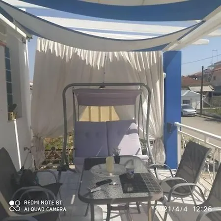 فيلة Vasia's Maisonette