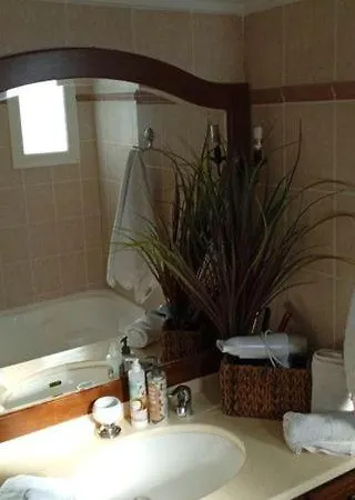 فيلة Vasia's Maisonette